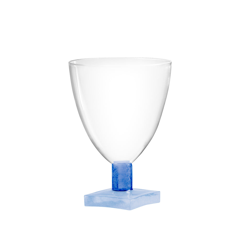 Mundblæst Chess portvinsglas, lyseblå fod - designet af Pernille Bülow