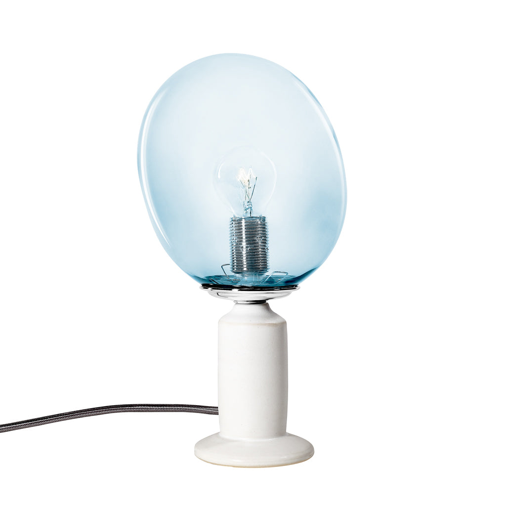 Lille SKY keramiklampe, hvid - design Pernille Bülow og Ejnar Paulsen