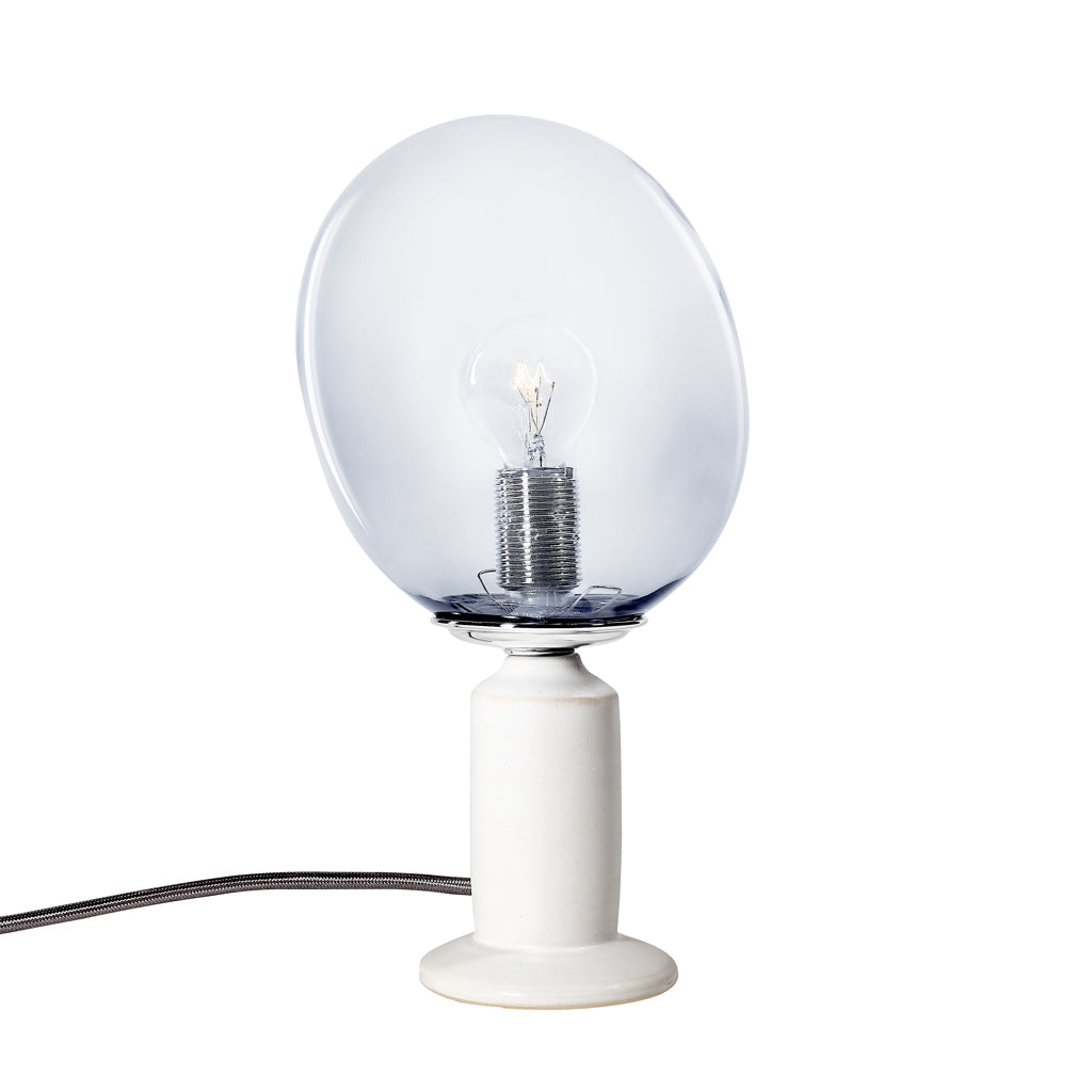 Lille SKY keramiklampe, hvid - design Pernille Bülow og Ejnar Paulsen
