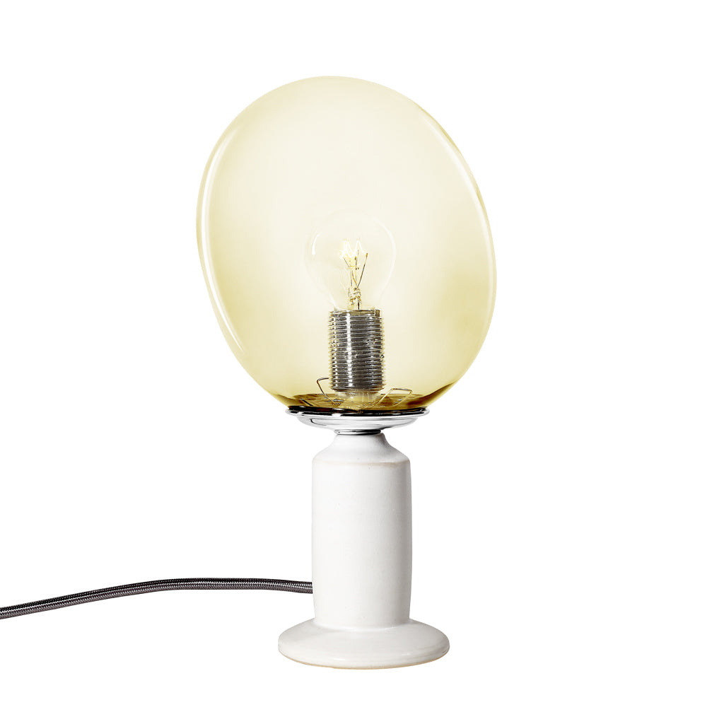 Lille SKY keramiklampe, hvid - design Pernille Bülow og Ejnar Paulsen