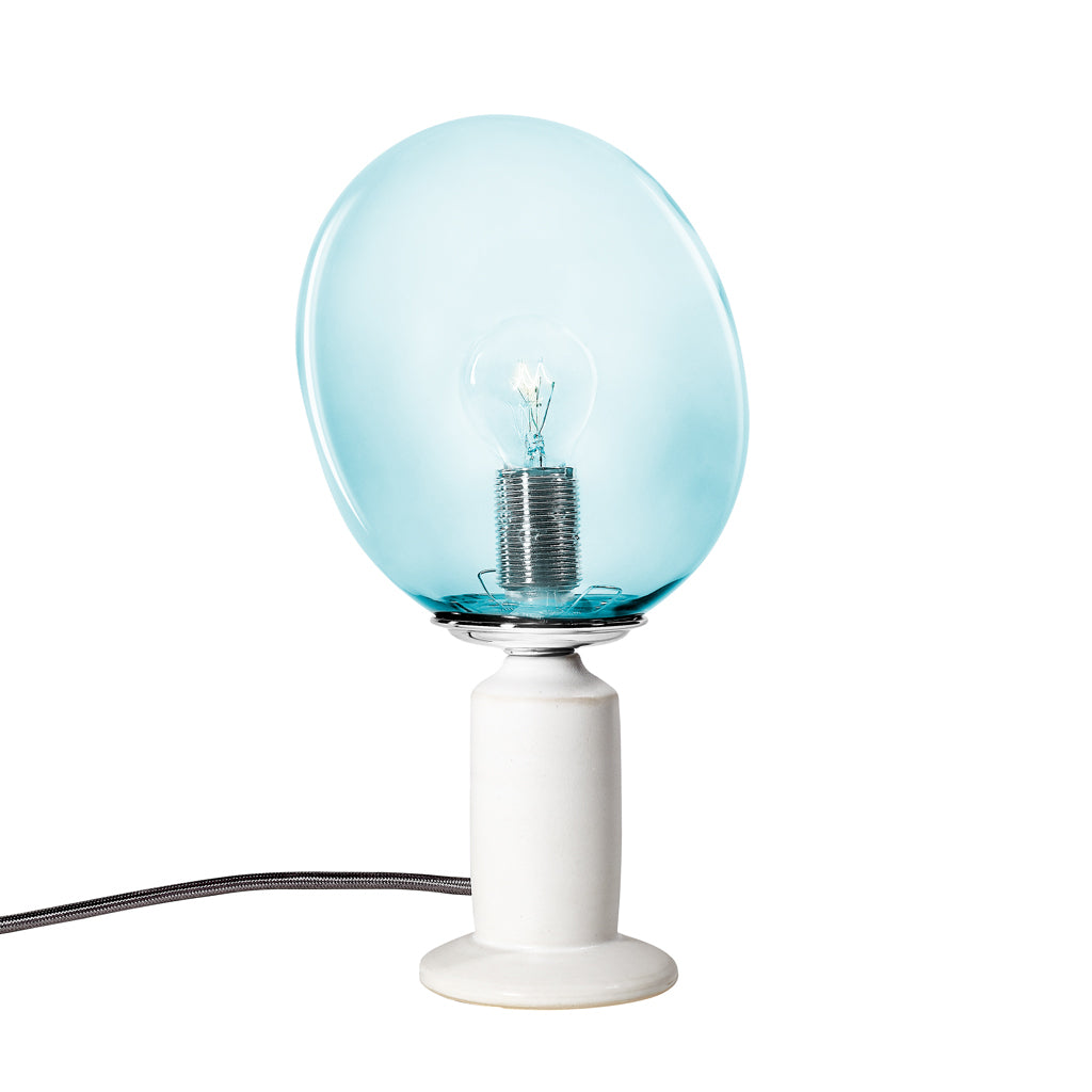 Lille SKY keramiklampe, hvid - design Pernille Bülow og Ejnar Paulsen