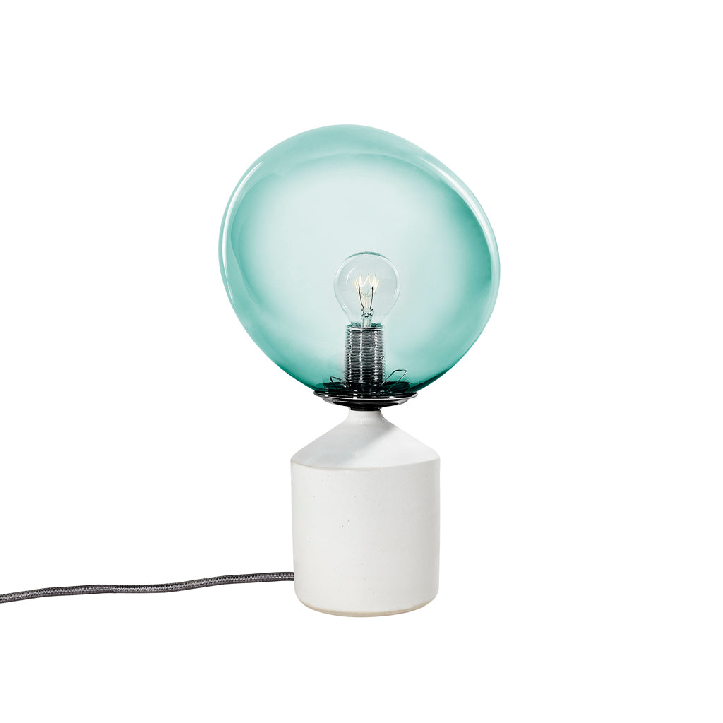 Medium SKY keramiklampe, hvid - design Pernille Bülow og Ejnar Paulsen