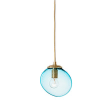 Mundblæst SKY glaslampe, turkis, small - designet af Pernille Bülow